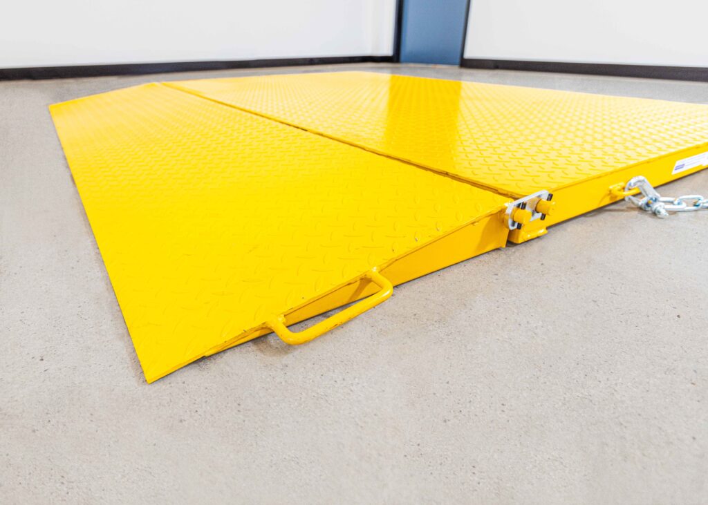 Crn8 Container Ramp Container Ramp 8 Tonne WLL – Adaptalift Store